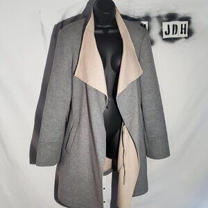 Laundry by Shelli Segal Wool blend coat size L ****No Belt